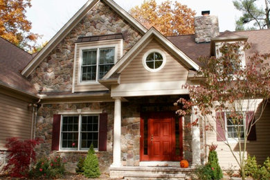 Elegant entryway photo in Cleveland