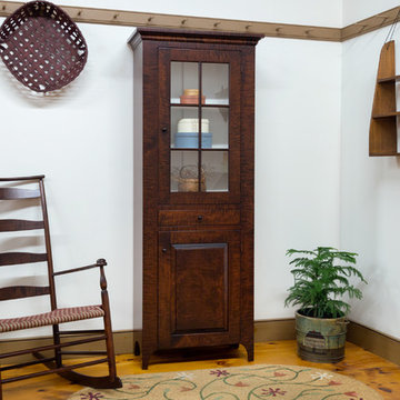 Shaker Cupboard with Glass Door