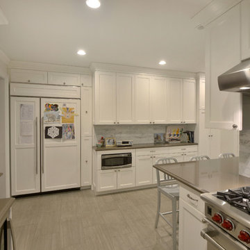 E 79th St