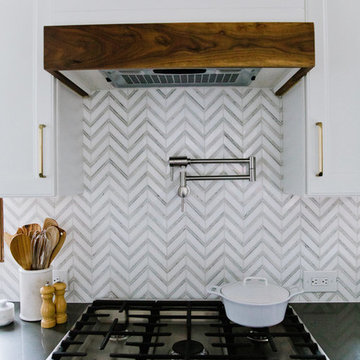 Bright, Striped and Cheery Kitchen BacksplashSometimes all a design needs is a f