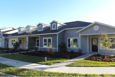 Inspiration for a transitional exterior home remodel in Jacksonville