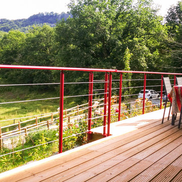 Création d'une terrasse bois et mise en place d'un garde-corps