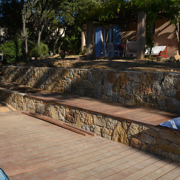 Pourrières, jardin en pente