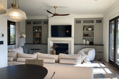 Elegant home design photo in Kansas City
