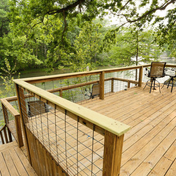 New Braunfels River House Renovation / Addition