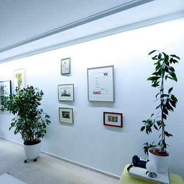 Deckenleuchte für eine Bildgalerie - Kaltweiße Lichtfarbe