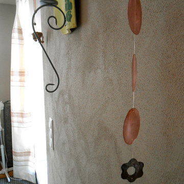 Wandgestaltung mit Naturpigmentfarben in einem privaten Wohnhaus