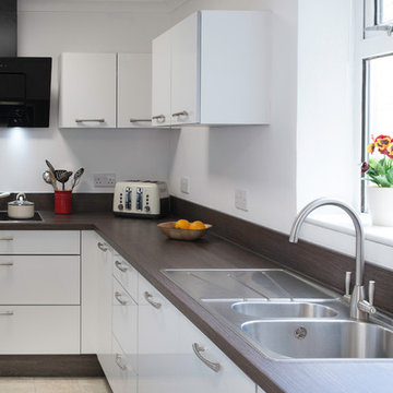 White high gloss compact kitchen