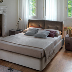 Elysee Modern Italian Bed by Rossetto - $2,799.00 - Platform Beds