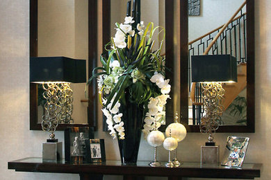 Entrance Hall artificial pieces