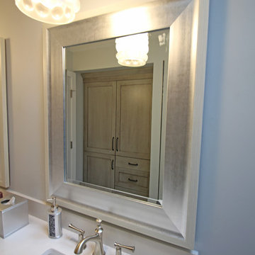 Versatile Hall Bath Design in Farmington Hills