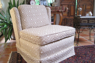 Cream/Khaki Contessa Chair and Chair with Contess Red/Khaki Pillowcase