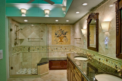Example of a classic bathroom design in Miami