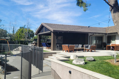 Inspiration for a timeless deck remodel in Orange County