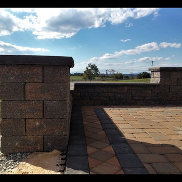 Sitting Walls and Pillars