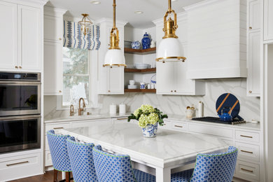 Inspiration for a coastal kitchen remodel in Minneapolis