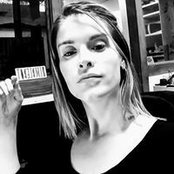Foto de Lizzie Devane