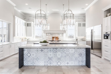 Example of a kitchen design in Kansas City