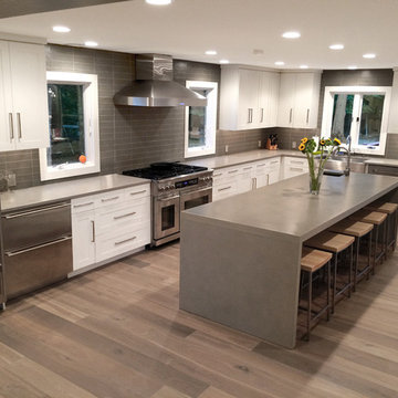 Gray kitchen counters and island countertop