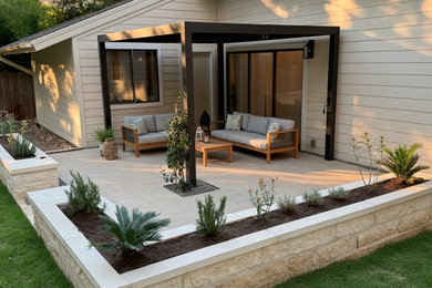 Patio photo in Austin