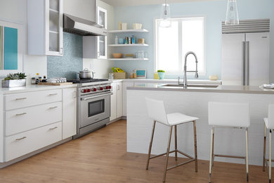 Example of a trendy kitchen design in New York