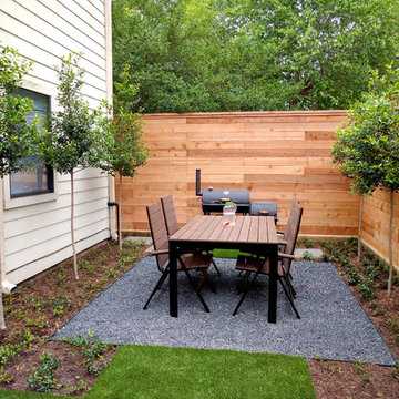 Houston Heights Sideyard