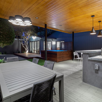 Covered/Uncovered Outdoor Living