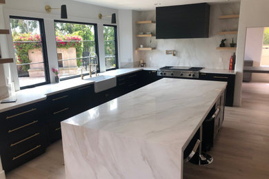 Inspiration for a contemporary kitchen remodel in Orange County