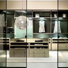 CLOSETS