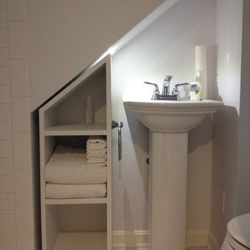 Powell Avenue Upstairs Bath