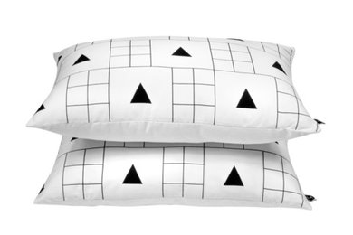Triangle Grid Pillowcase Pair