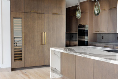 Trendy kitchen photo in Salt Lake City