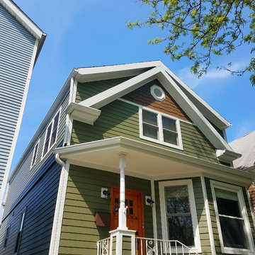Chicago, IL 60625 James Hardie Siding Heathered Moss Exterior