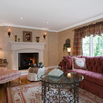 REDESIGN AND STAGING LIVING ROOM