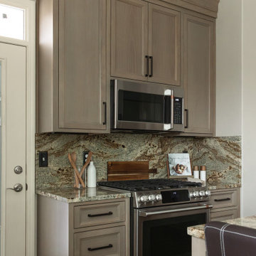 Granite Glamour Kitchen Remodel