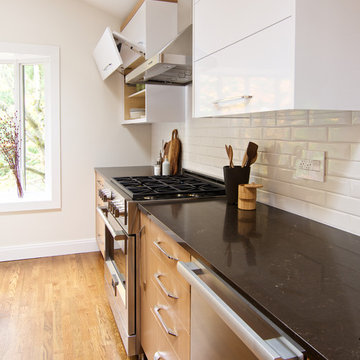 Function & Style: Modern Kitchen Redesign