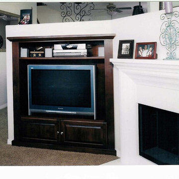 Entertainment Centers & Built-in Niches