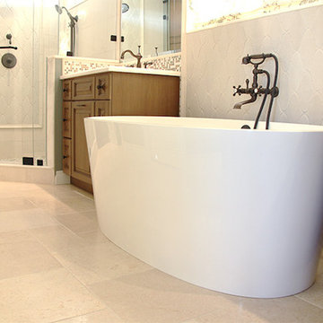 Los Serranos Master Bathroom