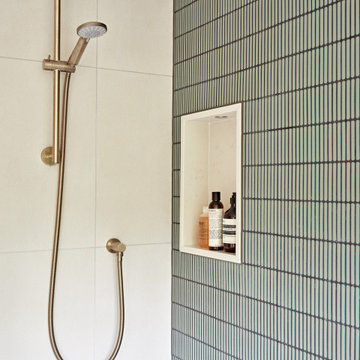 Arts & Crafts Home - Surrey