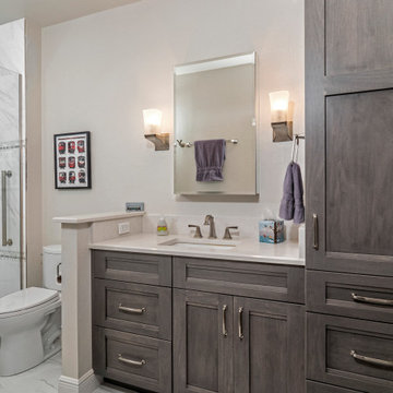 Cool Gray Bath Design in Gainesville