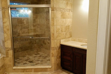 Example of a bathroom design in Orlando