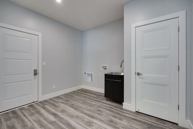 Example of a minimalist laundry room design in Cincinnati
