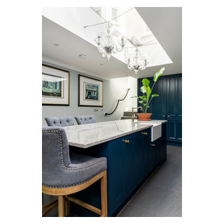A rear extension in Kingston - Traditional - Kitchen - London - by Resi ...