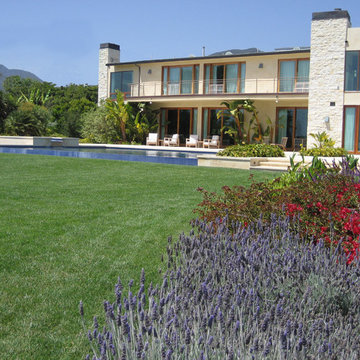 Modern Malibu Beachside Landscaping
