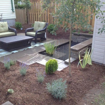 Natural Stone Courtyard Pond and Gardens