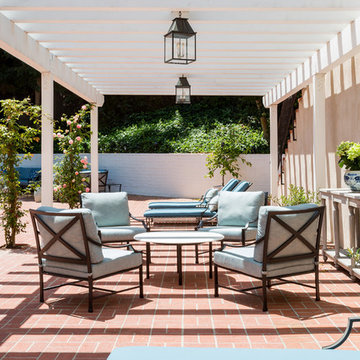 Traditional Brick Patio, Garden and Pool Lounge Furniture