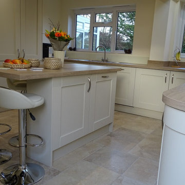Contemporary Shaker kitchen