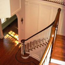 Foyer staircase