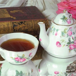 Garland of Roses Tea for One - Tea Sets