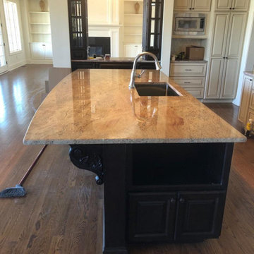 Typhoon Bordeaux (Granite)